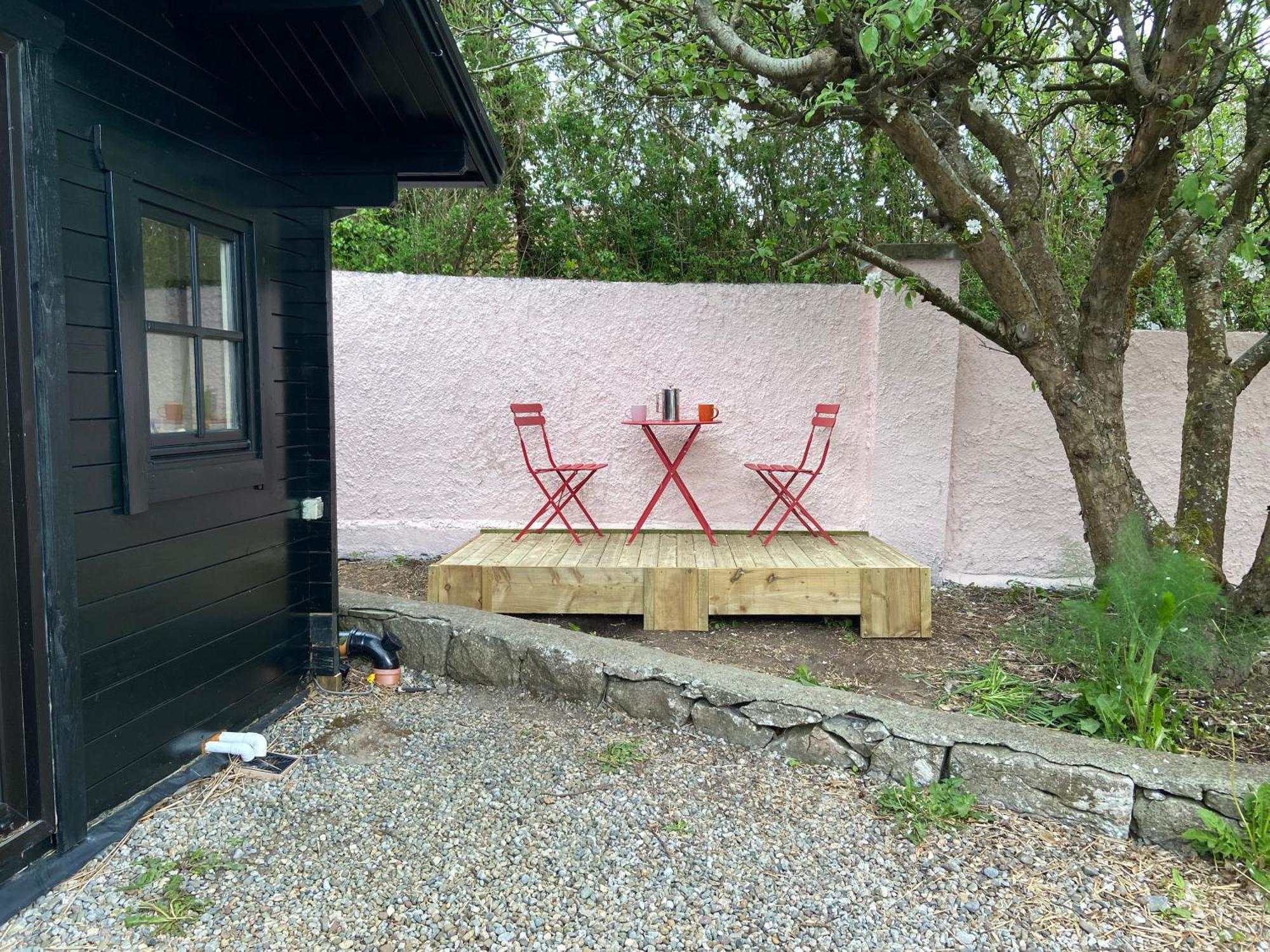 The Cosy Cabin By The Shore Голуей Екстериор снимка